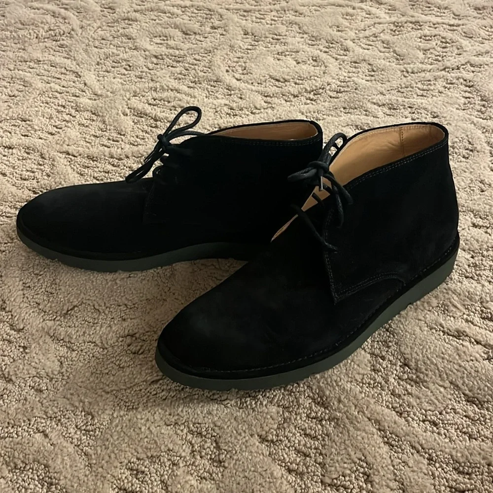 UGG Collection Made in Italy Men’s Chukka Boots - Size 8 NWOB